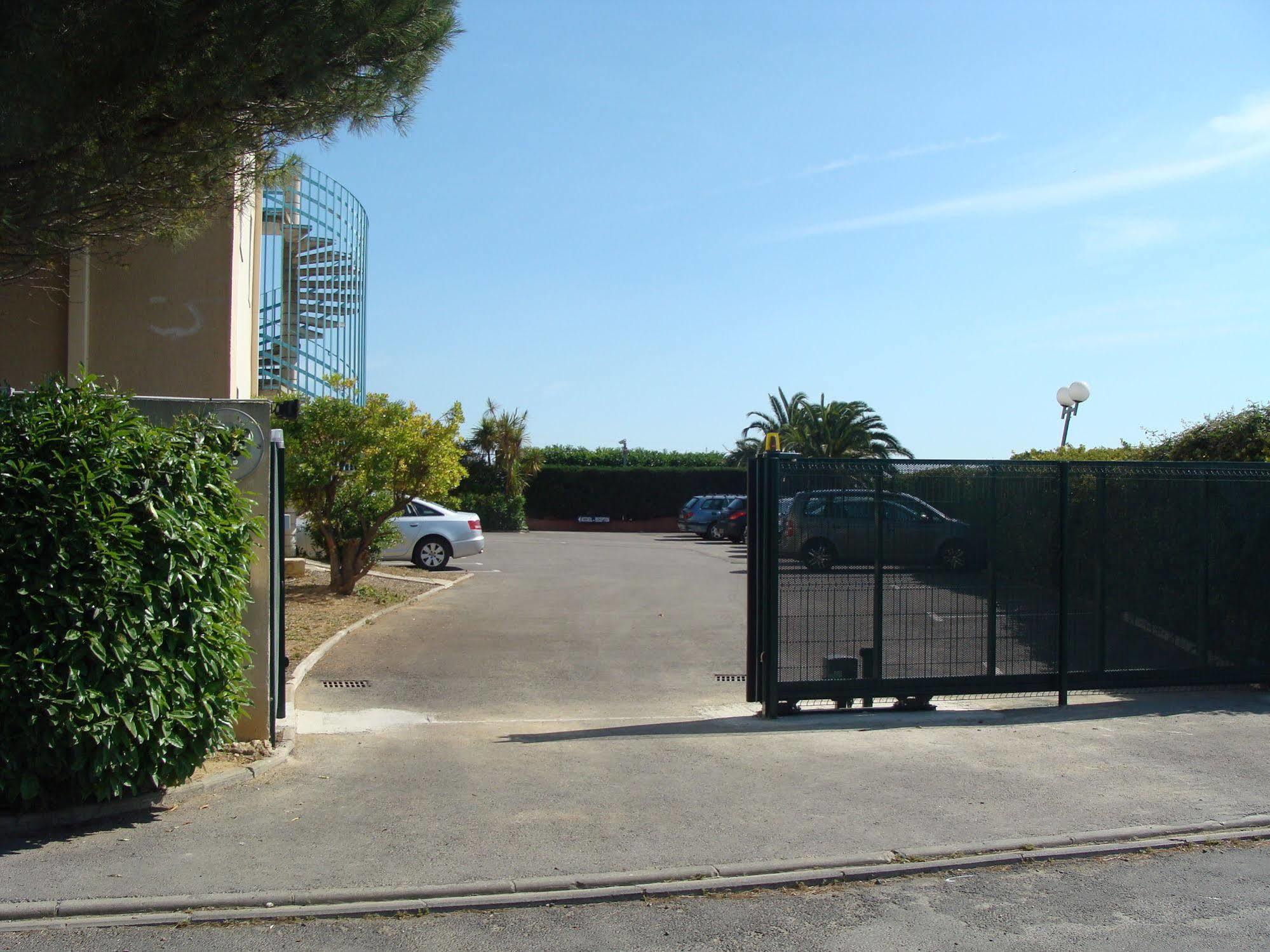 Hotel Althea - Piscine Et Sauna Beziers Exterior photo
